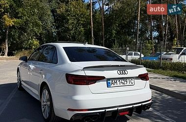 Седан Audi A4 2017 в Житомире