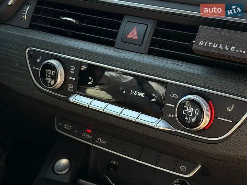 Седан Audi A4 2017 в Житомире