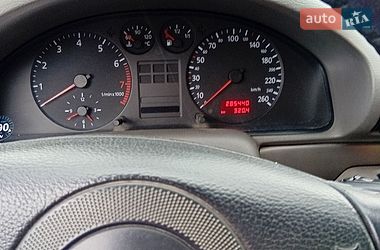 Седан Audi A4 1999 в Самборе