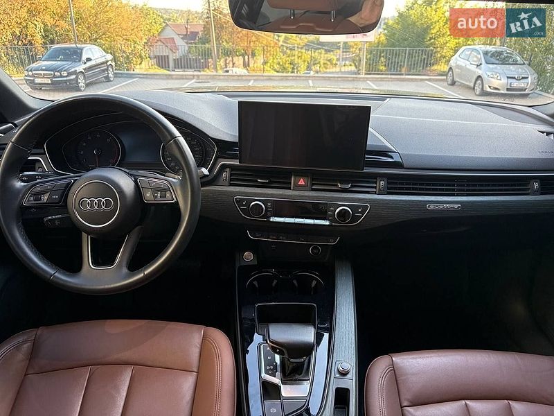 Седан Audi A4 2021 в Києві