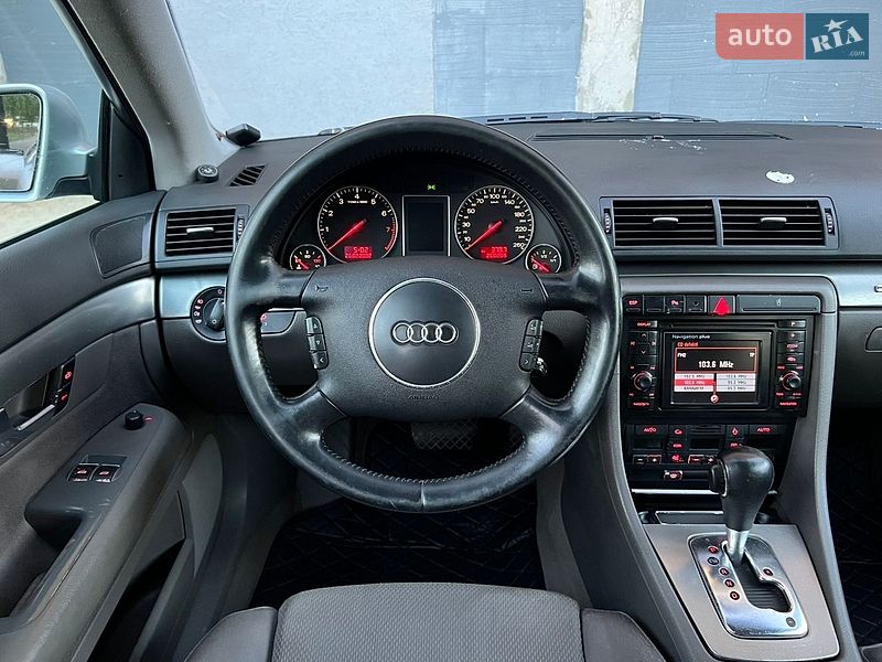 Седан Audi A4 2002 в Хмельницькому