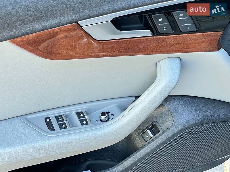 Седан Audi A4 2020 в Киеве
