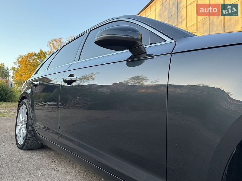 Універсал Audi A4 2016 в Дрогобичі