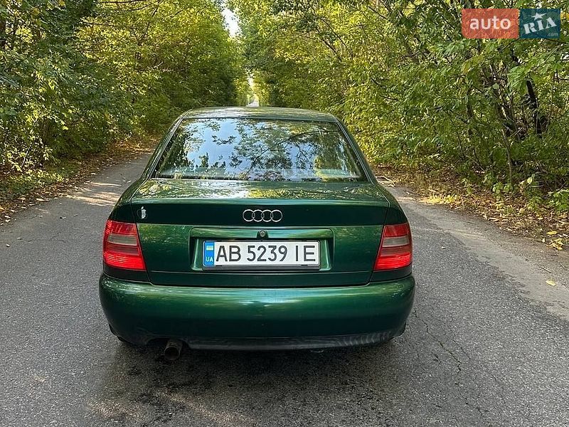 Седан Audi A4 1998 в Вінниці