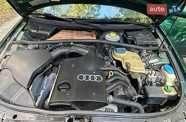 Седан Audi A4 1998 в Вінниці