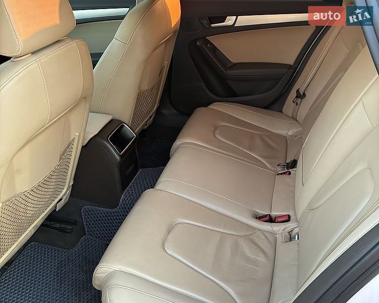 Седан Audi A4 2013 в Борисполе