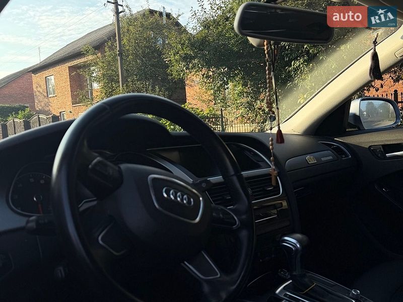 Седан Audi A4 2014 в Миколаєві