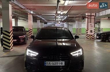 Седан Audi A4 2018 в Одессе