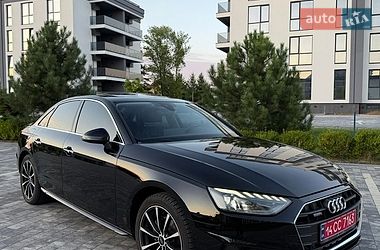 Седан Audi A4 2021 в Мукачево