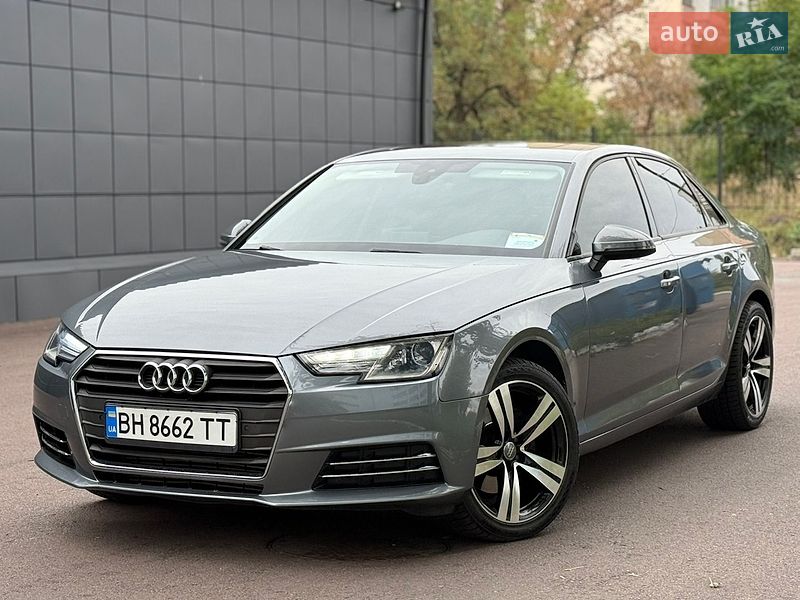 Седан Audi A4 2017 в Киеве