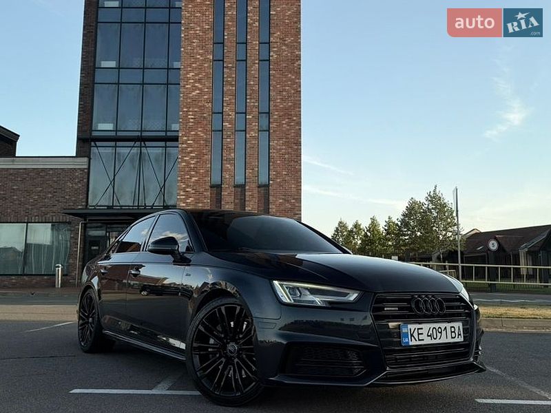 Седан Audi A4 2016 в Киеве