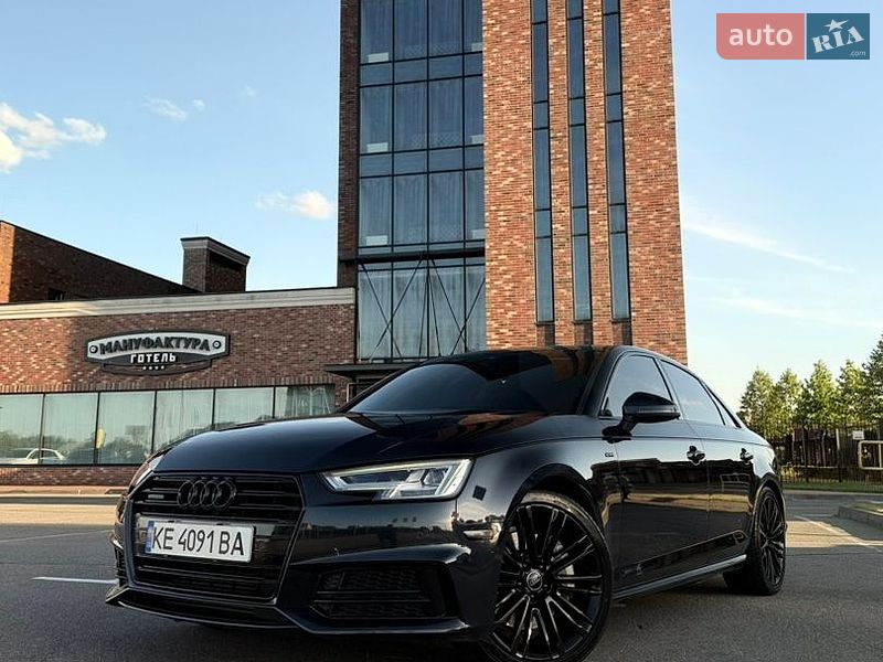 Седан Audi A4 2016 в Киеве