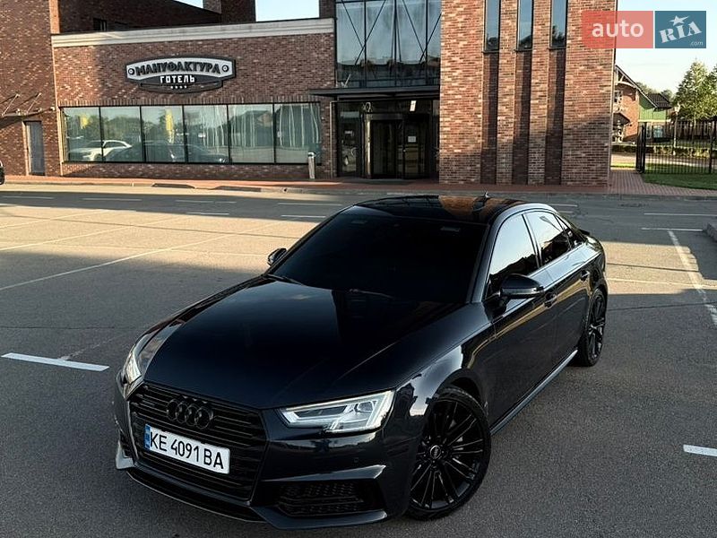 Седан Audi A4 2016 в Киеве