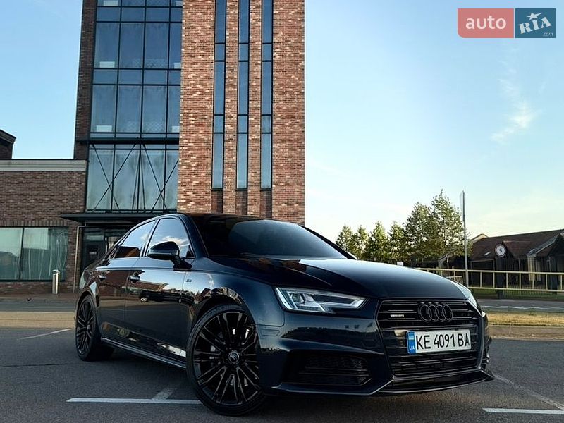 Седан Audi A4 2016 в Киеве