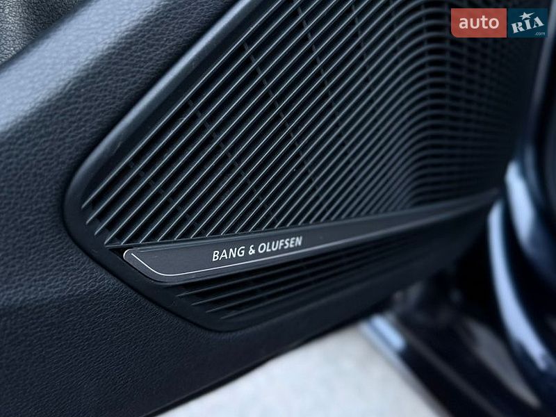 Седан Audi A4 2016 в Киеве