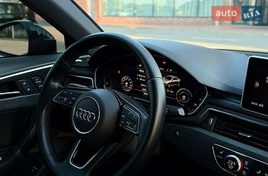 Седан Audi A4 2016 в Киеве