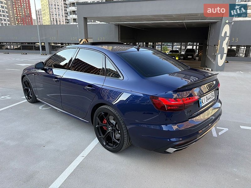 Седан Audi A4 2021 в Києві