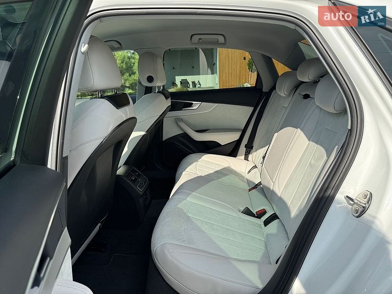 Седан Audi A4 2020 в Києві фото 42 Седан Audi A4 2020 в Києві