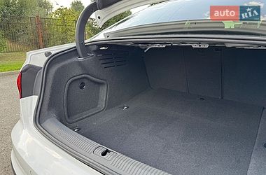 Седан Audi A4 2020 в Києві фото 55 Седан Audi A4 2020 в Києві