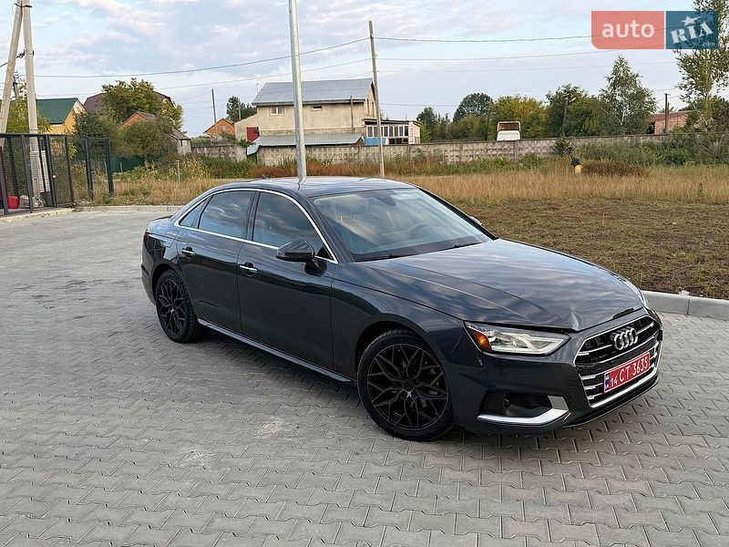 Седан Audi A4 2020 в Львові