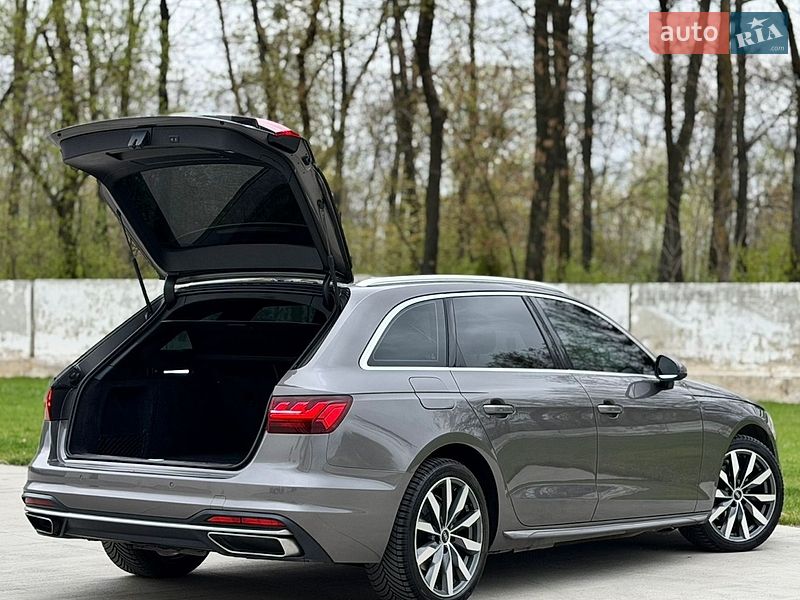 Універсал Audi A4 2022 в Луцьку