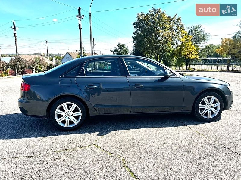 Седан Audi A4 2009 в Запорожье