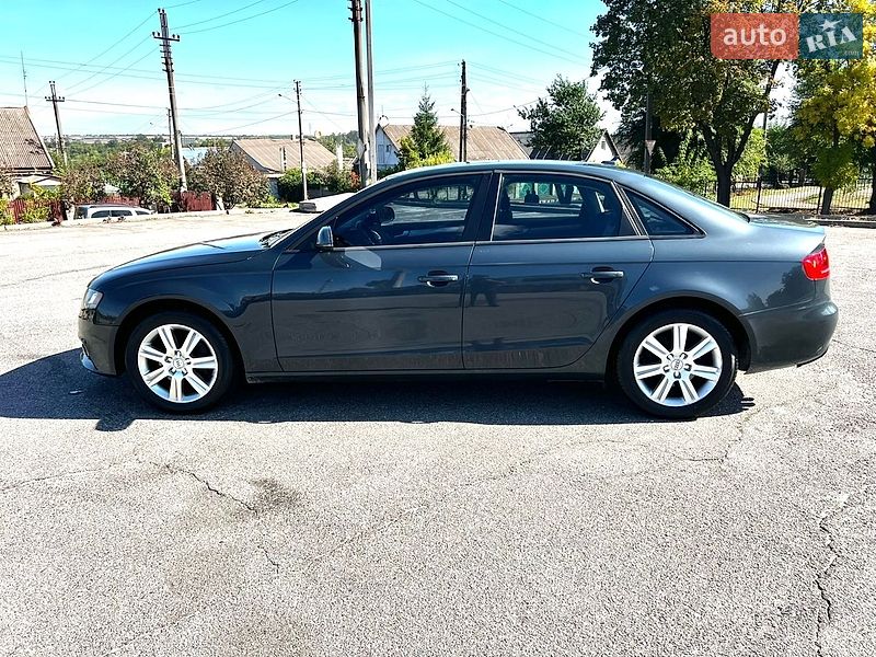 Седан Audi A4 2009 в Запорожье