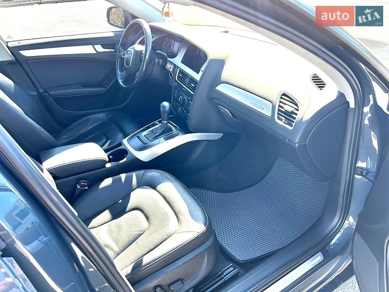 Седан Audi A4 2009 в Запорожье