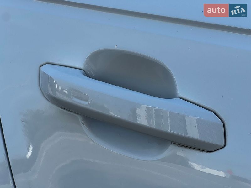 Седан Audi A4 2016 в Києві фото 27 Седан Audi A4 2016 в Києві