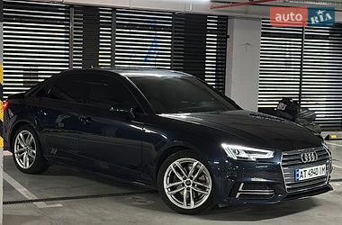 Седан Audi A4 2016 в Ивано-Франковске