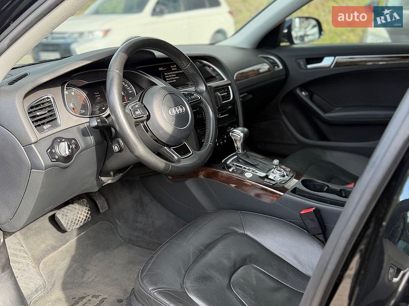 Седан Audi A4 2013 в Тернополі