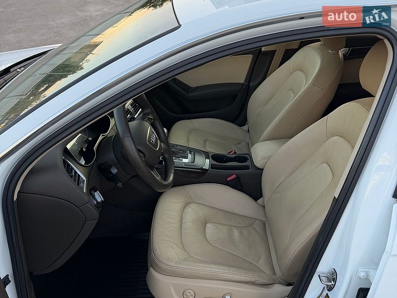 Седан Audi A4 2013 в Києві фото 30 Седан Audi A4 2013 в Києві