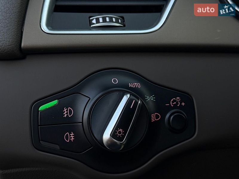 Седан Audi A4 2013 в Києві фото 50 Седан Audi A4 2013 в Києві
