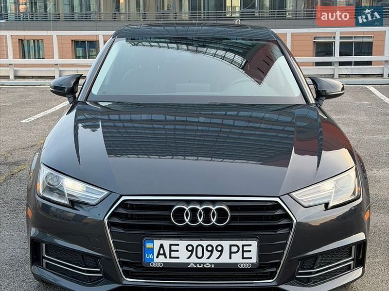 Седан Audi A4 2016 в Днепре