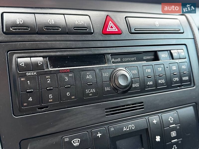 Универсал Audi A4 2000 в Хмельницком