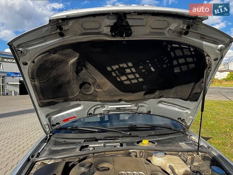 Универсал Audi A4 2000 в Хмельницком