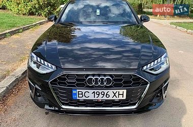 Седан Audi A4 2022 в Бориславі