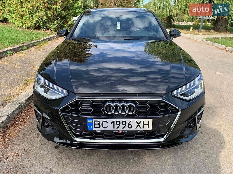 Седан Audi A4 2022 в Бориславі