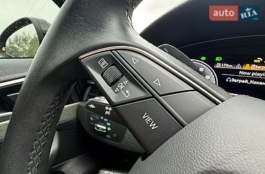 Седан Audi A4 2022 в Бориславі