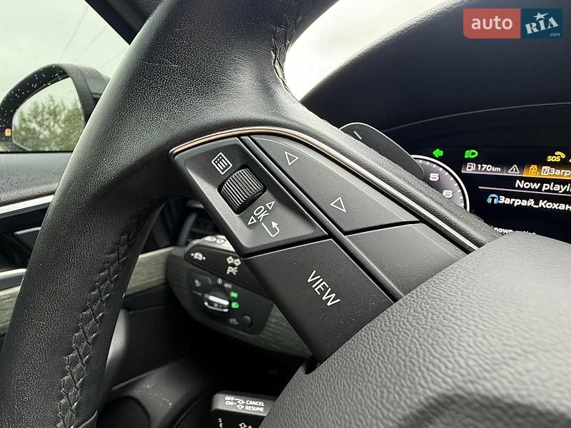 Седан Audi A4 2022 в Бориславі
