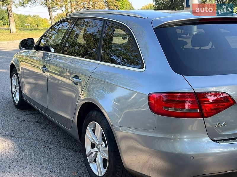 Универсал Audi A4 2009 в Кицмани