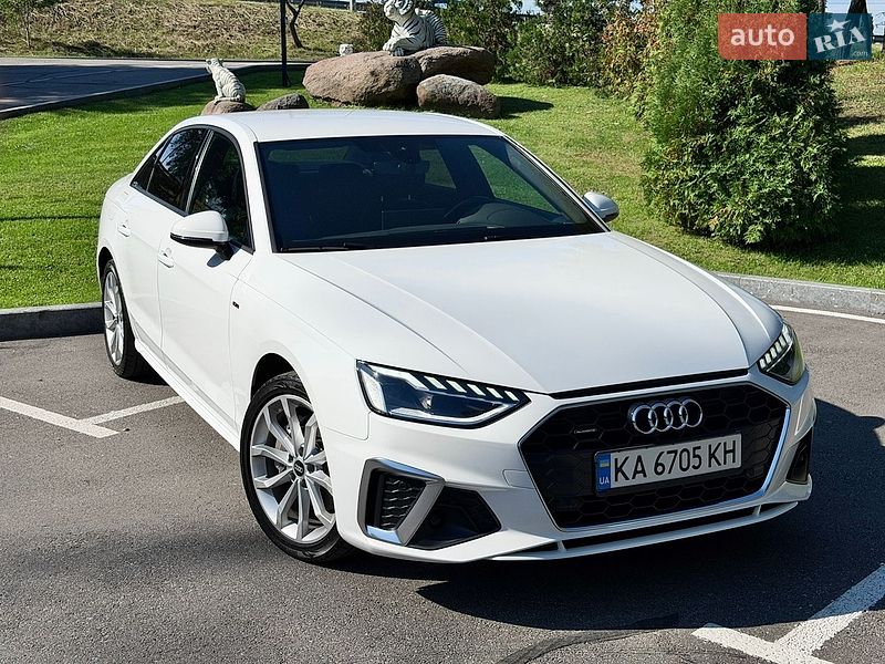 Седан Audi A4 2021 в Киеве