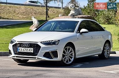 Седан Audi A4 2021 в Киеве
