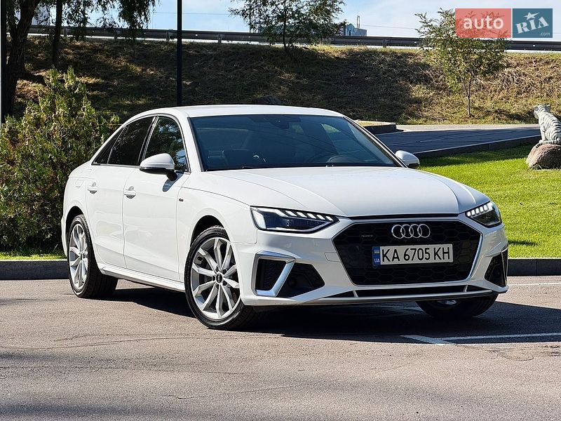 Седан Audi A4 2021 в Киеве