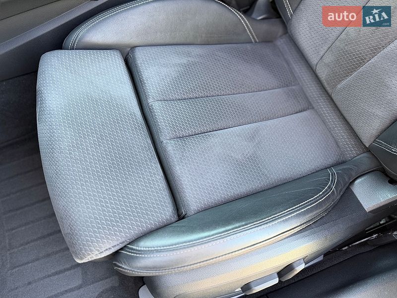 Седан Audi A4 2021 в Киеве