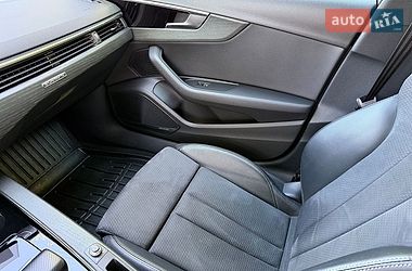 Седан Audi A4 2021 в Киеве