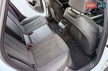 Седан Audi A4 2021 в Киеве