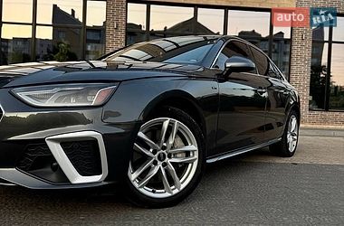 Седан Audi A4 2020 в Львове