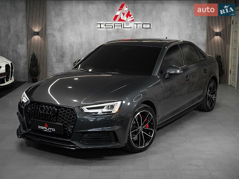 Седан Audi A4 2015 в Одессе