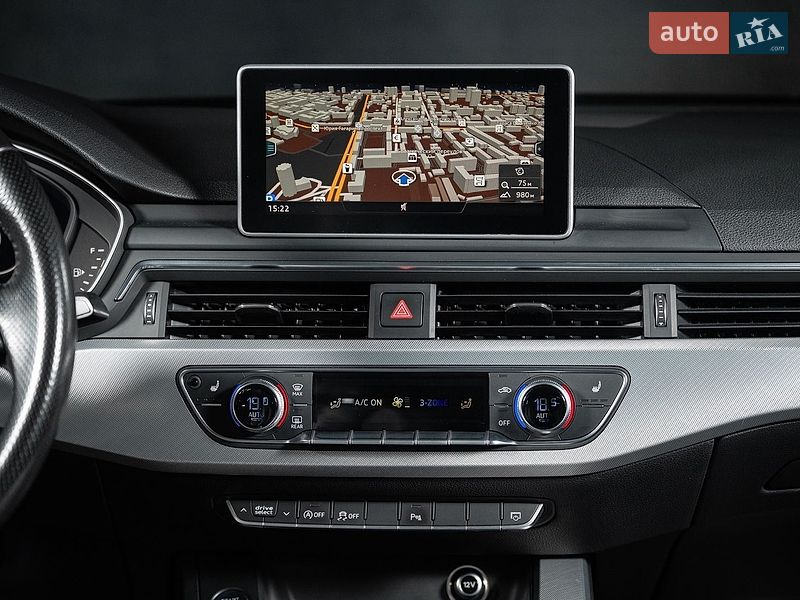 Седан Audi A4 2015 в Одессе